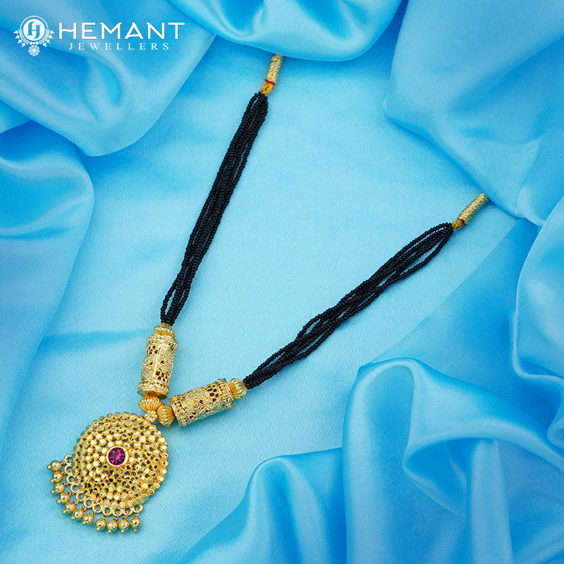 Traditional Maharashtrian Kolhapuri Mangalsutra Jali Pipe Saj III Veni