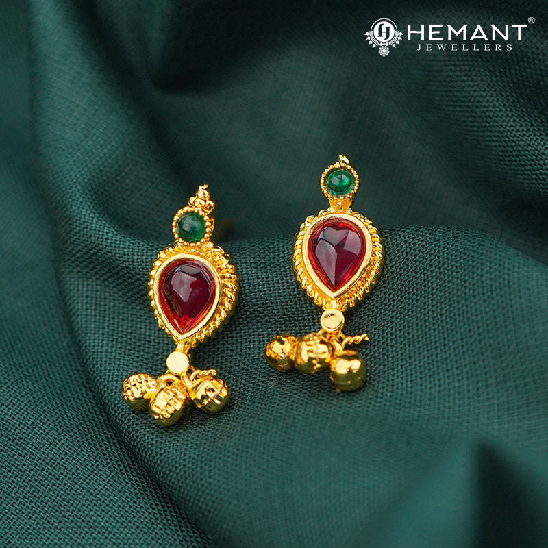Traditional Maharashtrian Kolhapuri Peti Har 17 Panadi (with earrings)