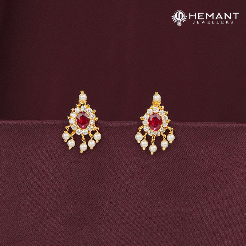 Traditional Maharashtrian Kolhapuri Tops Karwari Oval Center