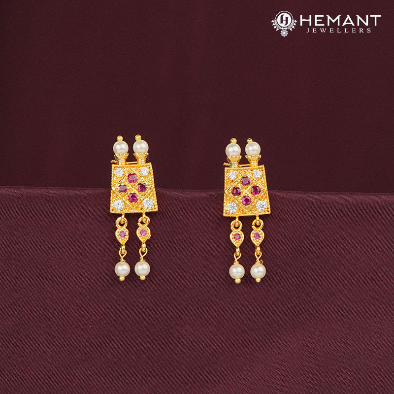 Traditional Maharashtrian Kolhapuri Tops Kasturi 8 Stone Moti