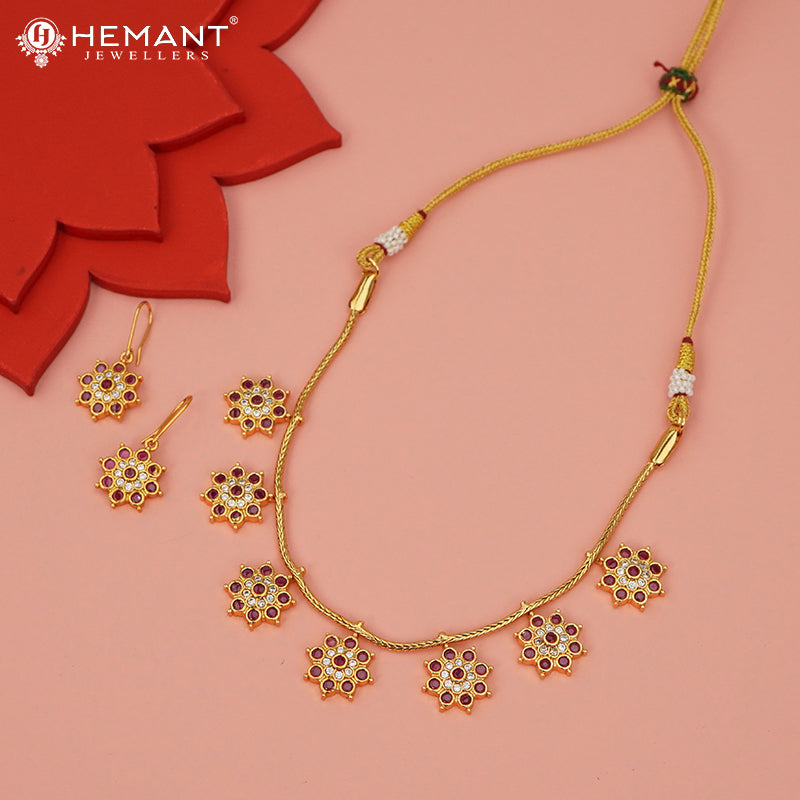 Antique Necklace Set with Earrings - 3953-55 