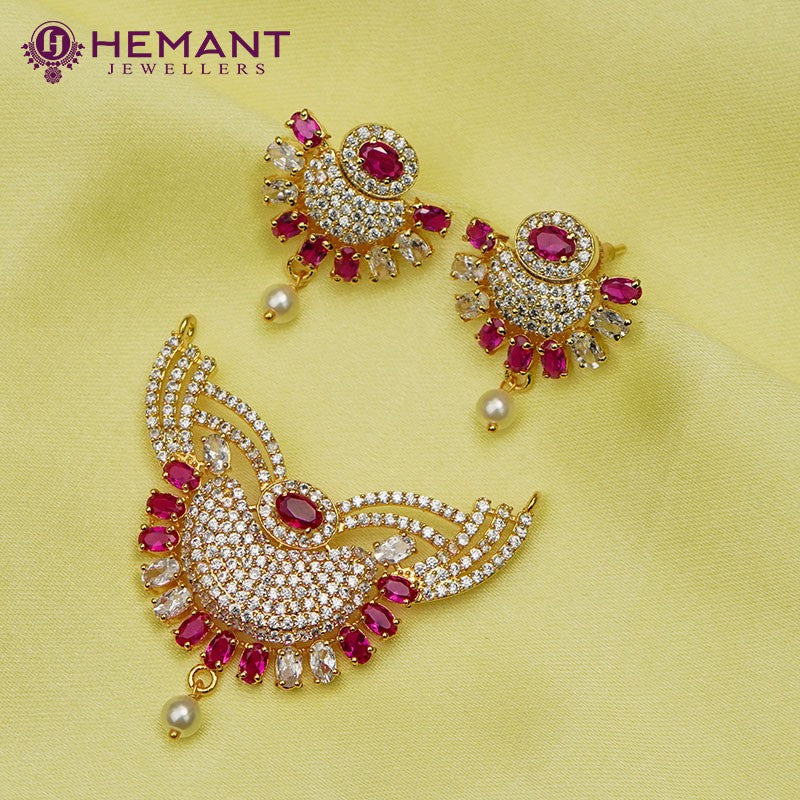 Exquisite Tanmani Oval Pendant Set - Perfect for Elegant Occasions