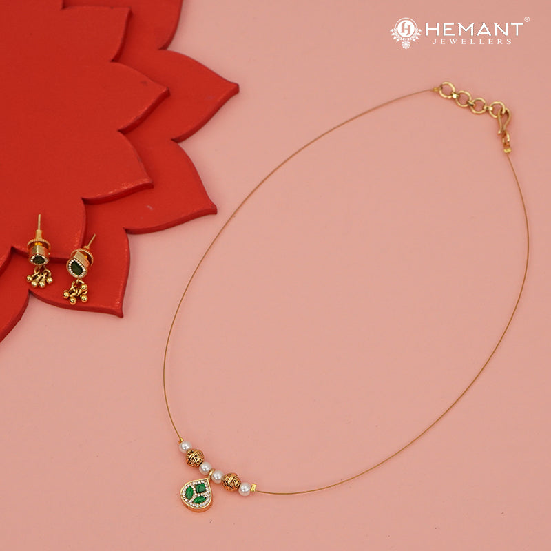 Invisible Necklace with teardrop-shaped pendant - 3996-4341 