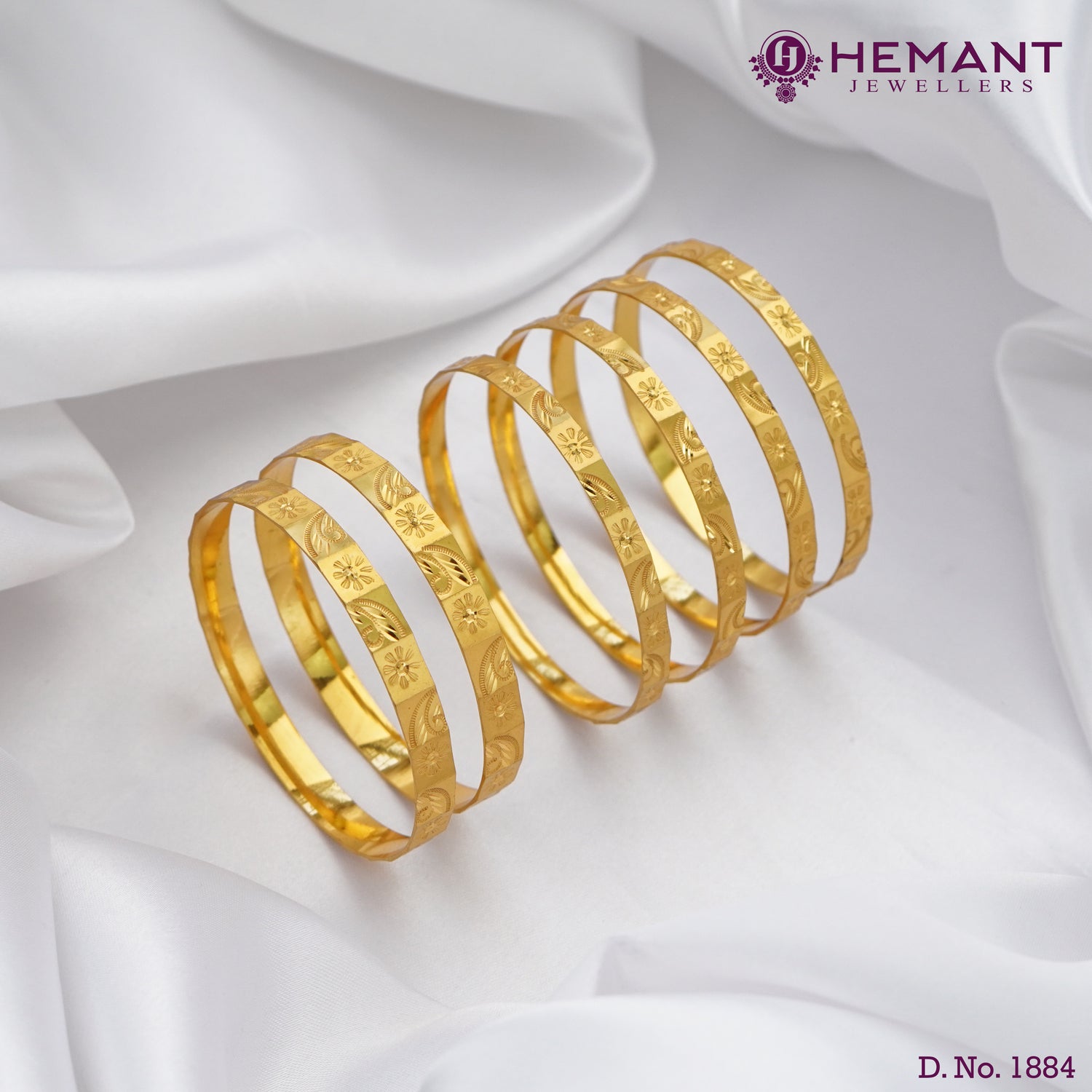 Traditional_Forming_Bangles_with_beautiful_Leaf_and_Star_pattern_video