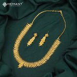 Traditional Kolhapuri Leaf Motif Short Necklace Set | Marathi Choker Design - 5117