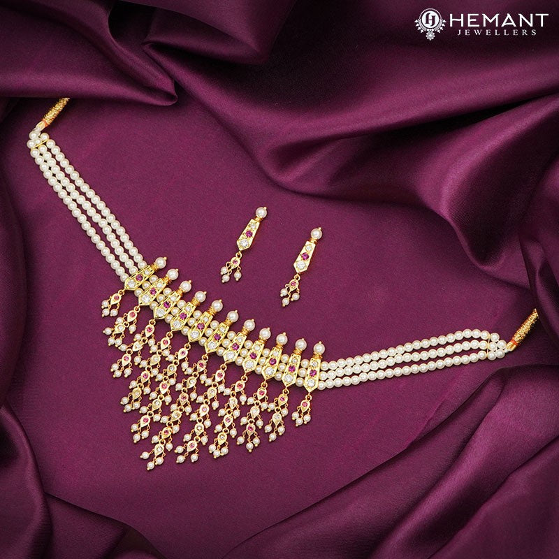 Traditional Maharashtrian Chinchpeti Moti Har 11 Kasturi Mugaleazam - Chinchpeti Necklace