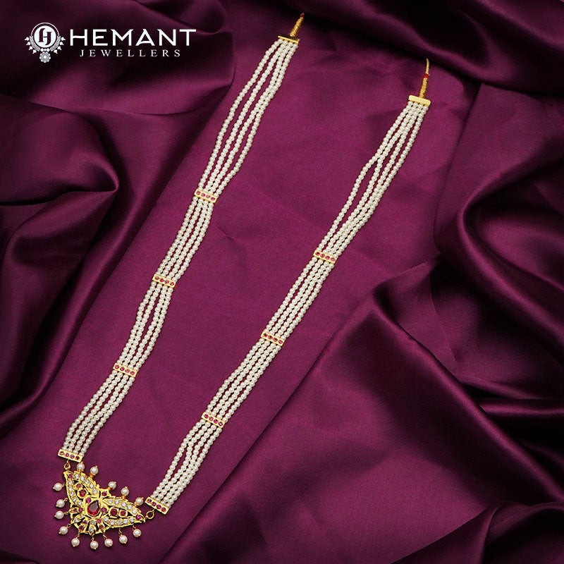 Traditional Maharashtrian Chinchpeti Tanmani Moti Necklace