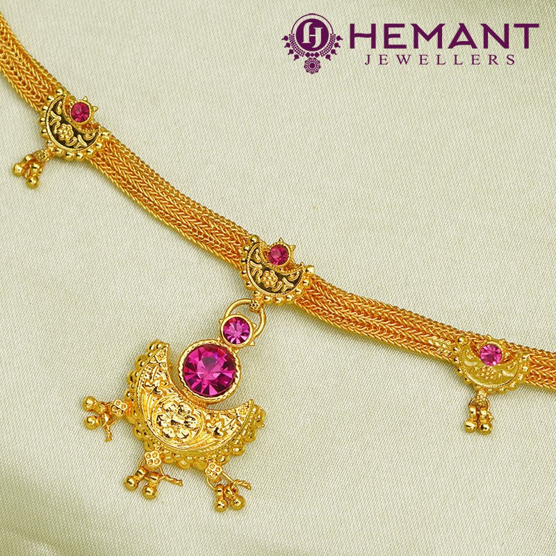 Traditional Maharashtrian Kolhapuri Choker Chand