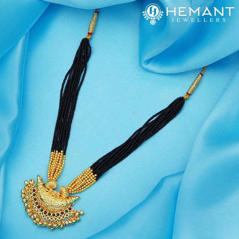 Traditional Maharashtrian Kolhapuri Mangalsutra 12 Mani Boat