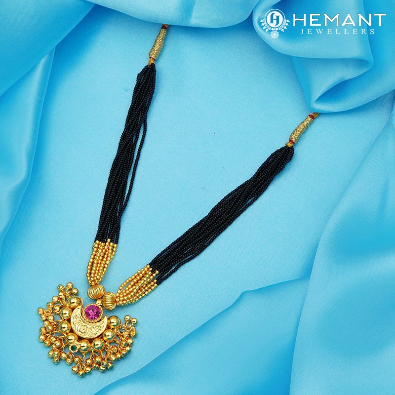 Traditional Maharashtrian Kolhapuri Mangalsutra 12 Mani Chand Ghas Zalar