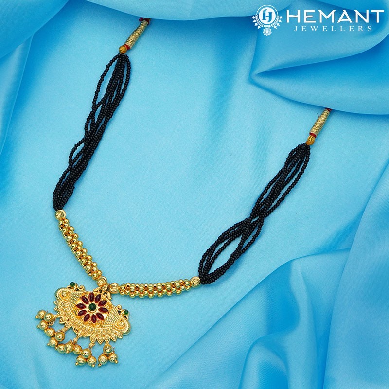 Traditional Maharashtrian Kolhapuri Mangalsutra 3 No. Patch Damaru Mor