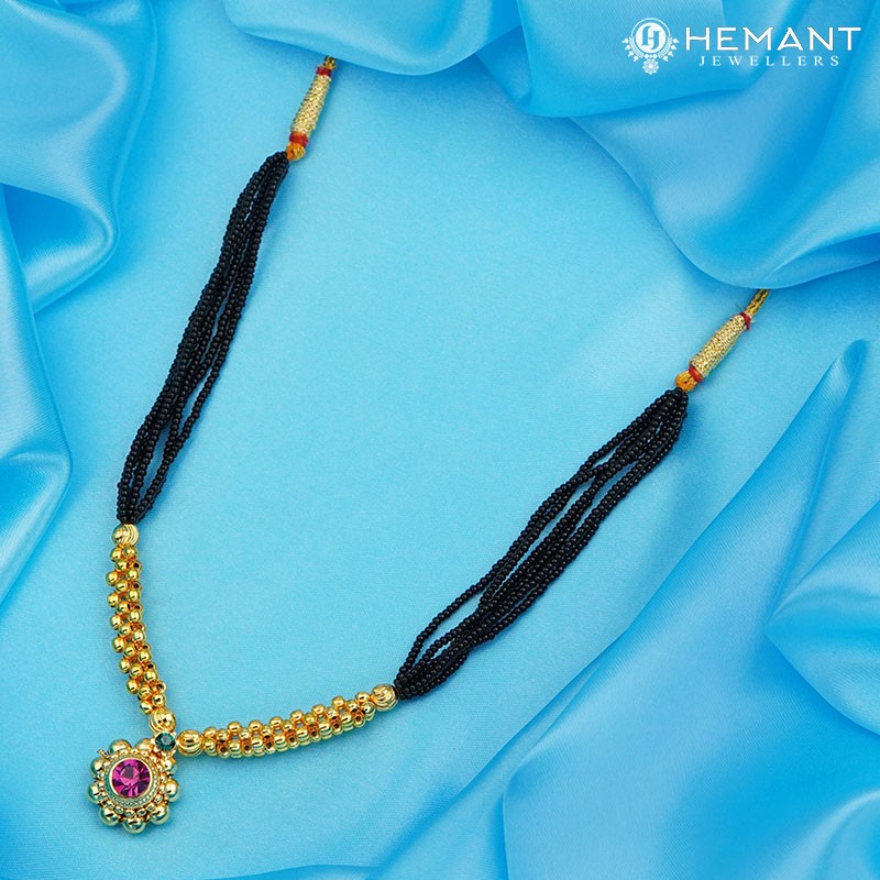 Traditional Maharashtrian Kolhapuri Mangalsutra 3 No. Patch Saj 2-5