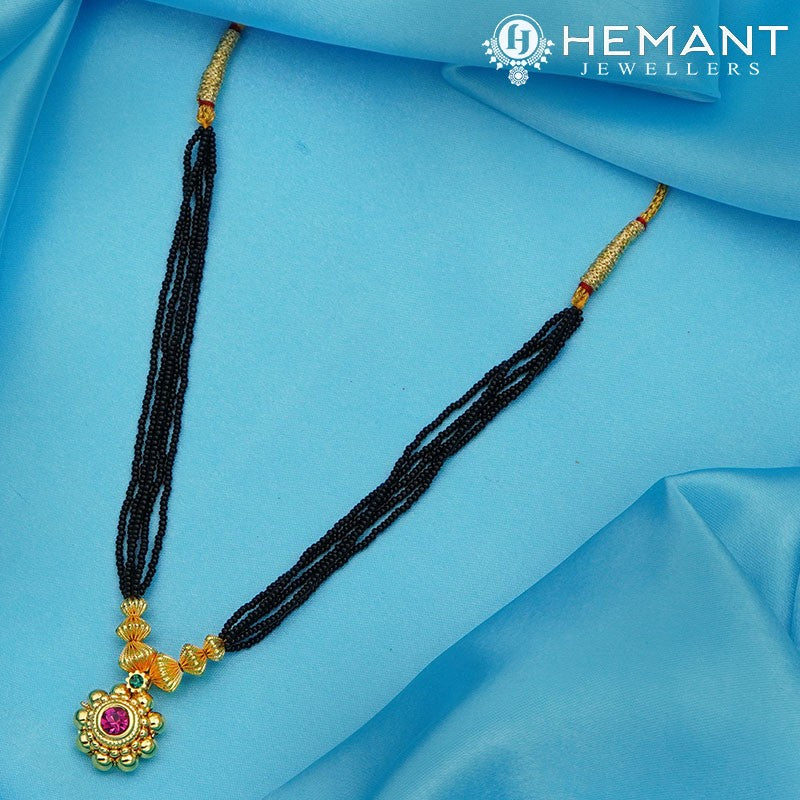 Traditional Maharashtrian Kolhapuri Mangalsutra 3 Utar Jav Saj 28 No.