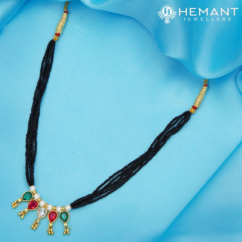 Traditional Maharashtrian Kolhapuri Mangalsutra 5 Panadi 6-8 Multi