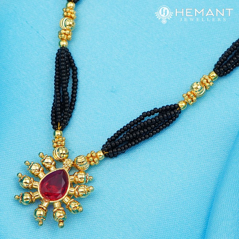 Traditional Maharashtrian Kolhapuri Mangalsutra 6 Vertical Pan RC Full