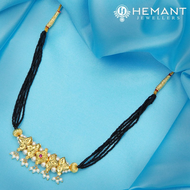 Traditional Maharashtrian Kolhapuri Mangalsutra Belpan 5 Pc. Moti