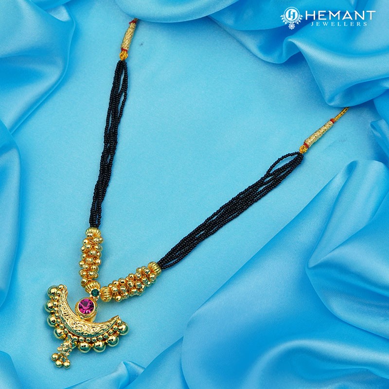 Traditional Maharashtrian Kolhapuri Mangalsutra Big Ghas Chand 10 MM