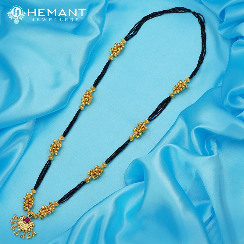 Traditional Maharashtrian Kolhapuri Mangalsutra Big Ghas Chand Ghas Long