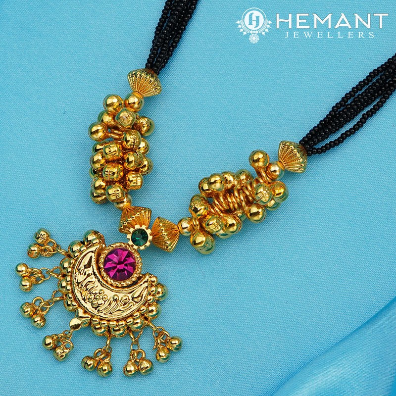 Traditional Maharashtrian Kolhapuri Mangalsutra Big Ghas Chand Ghas Long