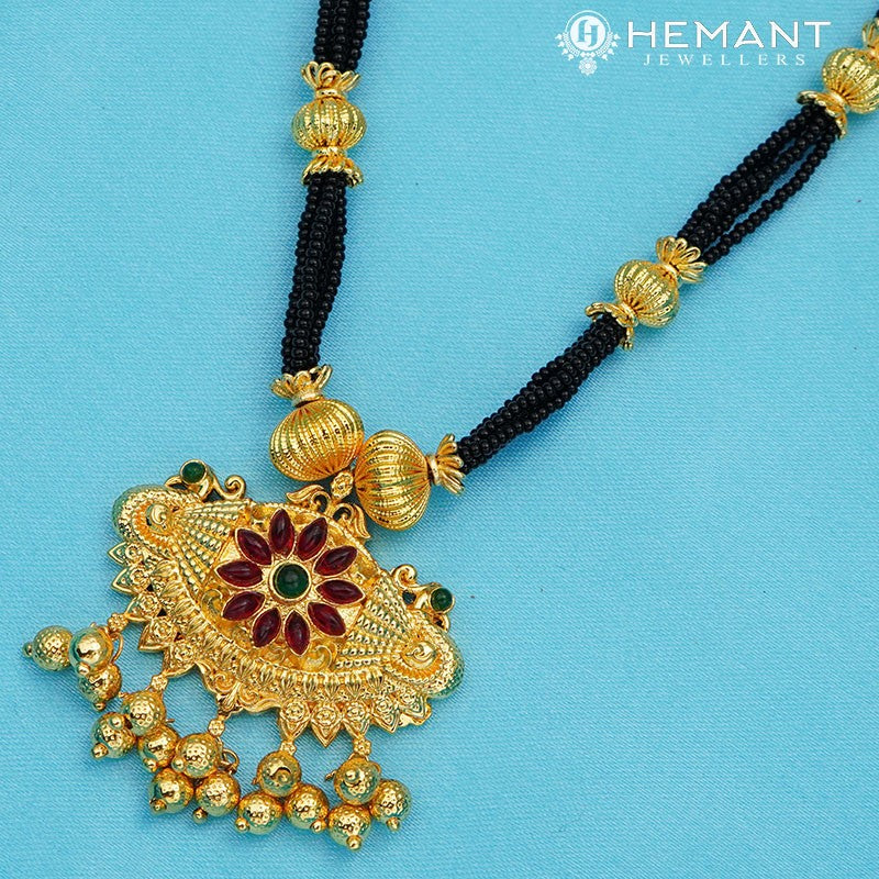 Traditional Maharashtrian Kolhapuri Mangalsutra Copper Cap Damaru Mor