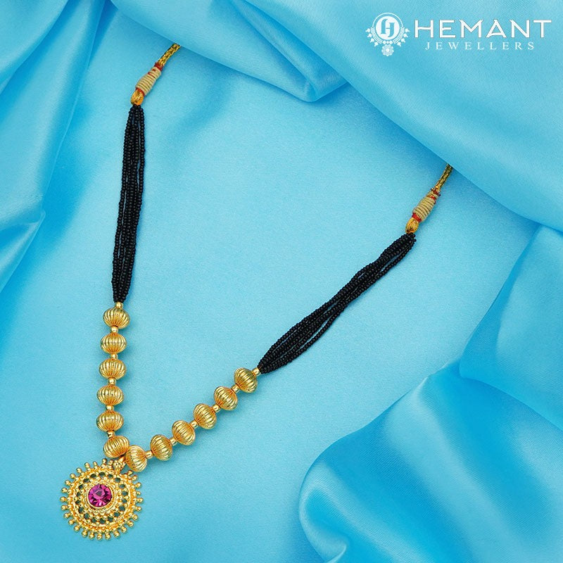 Traditional Maharashtrian Kolhapuri Mangalsutra J4 Saj Rava II