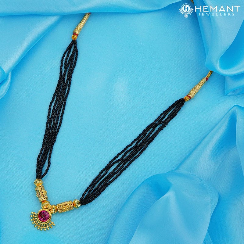 Traditional Maharashtrian Kolhapuri Mangalsutra Jali Pipe Saaj Rava Half