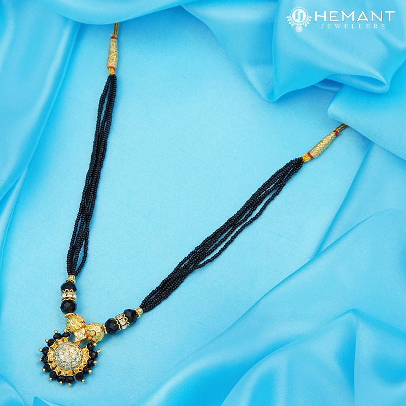 Traditional Maharashtrian Kolhapuri Mangalsutra Jayshree RC Disco Full