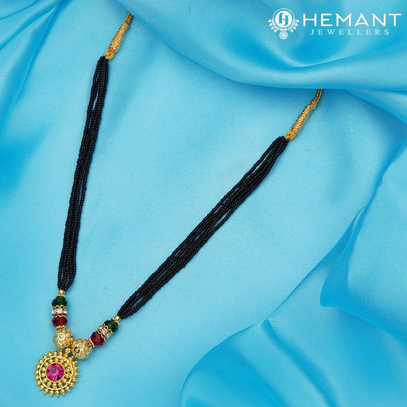 Traditional Maharashtrian Kolhapuri Mangalsutra Jayshree Saj Rava II Nice