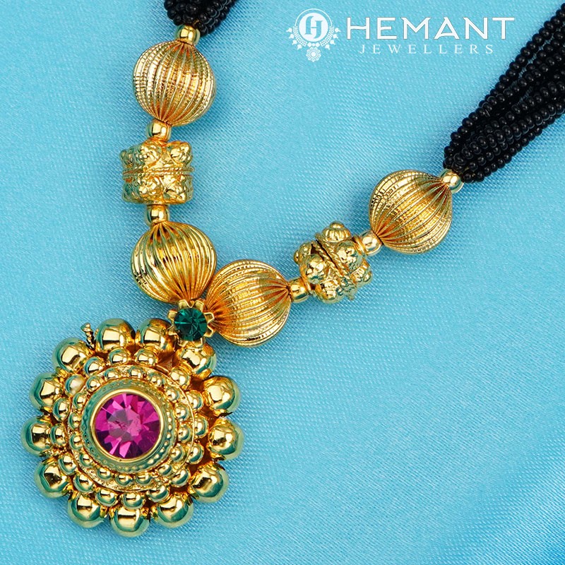 Traditional Maharashtrian Kolhapuri Mangalsutra MC Topra Mani Saj 0-2-5