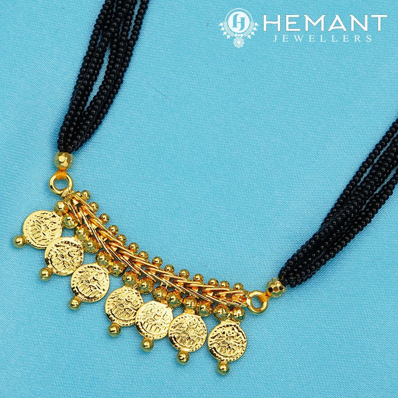 Traditional Maharashtrian Kolhapuri Mangalsutra Plain 11 Laxmi Pendal