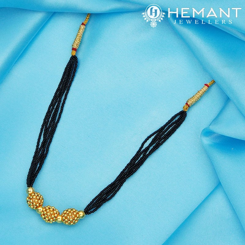 Traditional Maharashtrian Kolhapuri Mangalsutra Plain 3 Ball