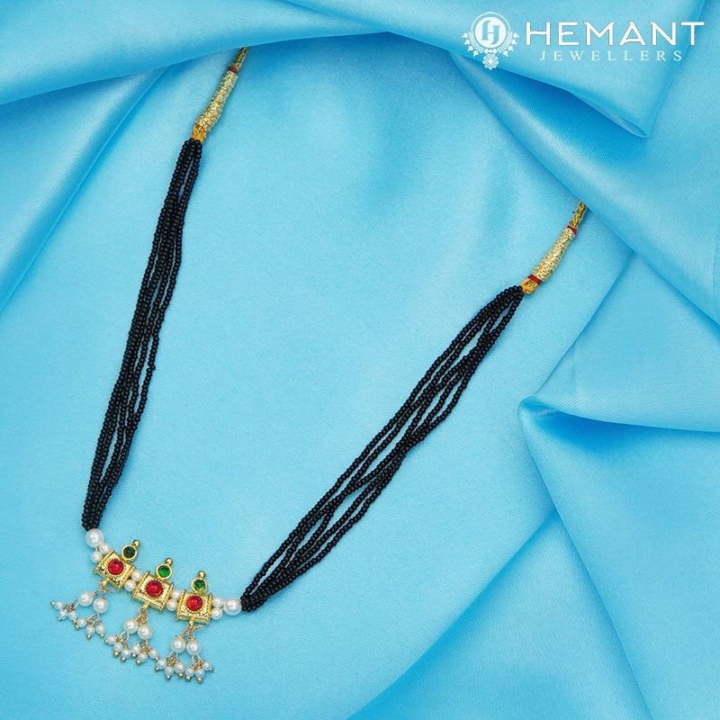 Traditional Maharashtrian Kolhapuri Mangalsutra Plain 3 Chowk