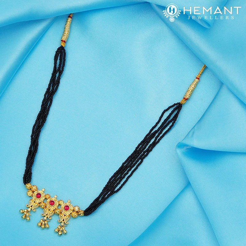 Traditional Maharashtrian Kolhapuri Mangalsutra Plain 3 Flower Koyali