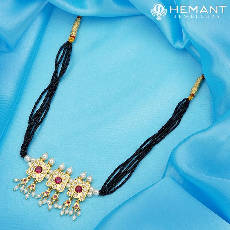 Traditional Maharashtrian Kolhapuri Mangalsutra Plain 3 Kasturi A