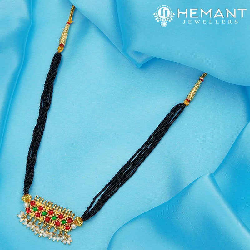 Traditional Maharashtrian Kolhapuri Mangalsutra Plain 9 X+Square Stone Moti