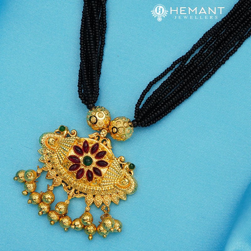 Traditional Maharashtrian Kolhapuri Mangalsutra Plain Damaru Mor