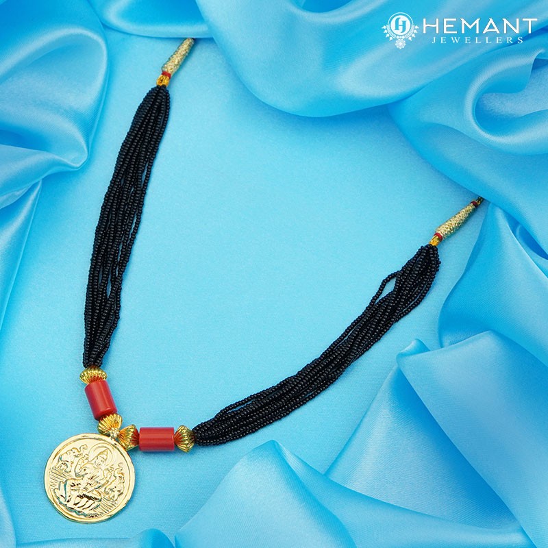 Traditional Maharashtrian Kolhapuri Mangalsutra Plain Laxmi Powala