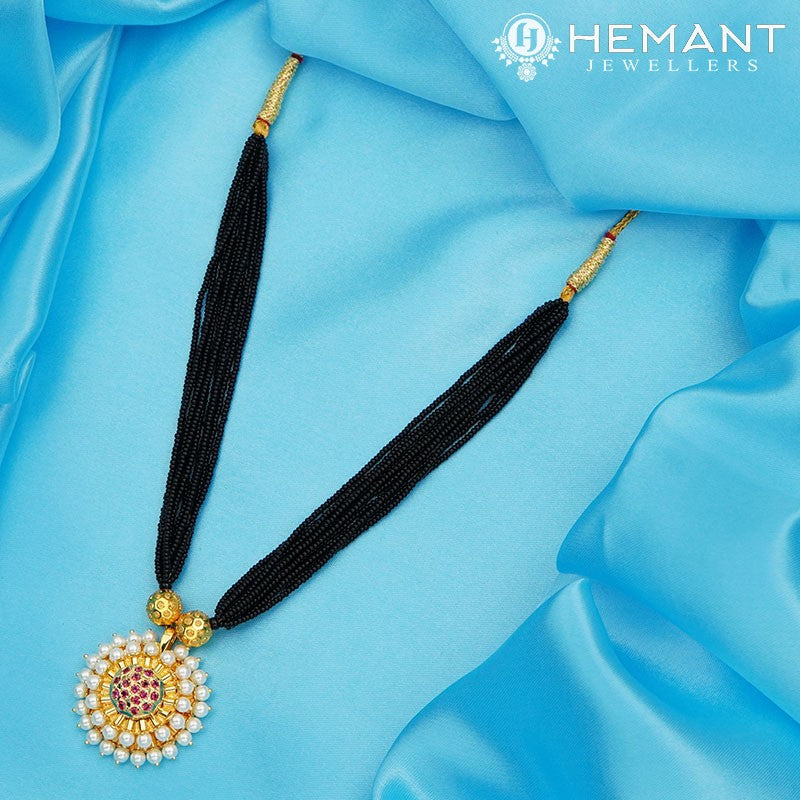 Traditional Maharashtrian Kolhapuri Mangalsutra Plain RC Moti Full II