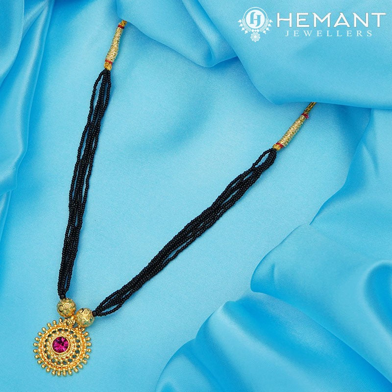 Traditional Maharashtrian Kolhapuri Mangalsutra Plain Saj Rava II