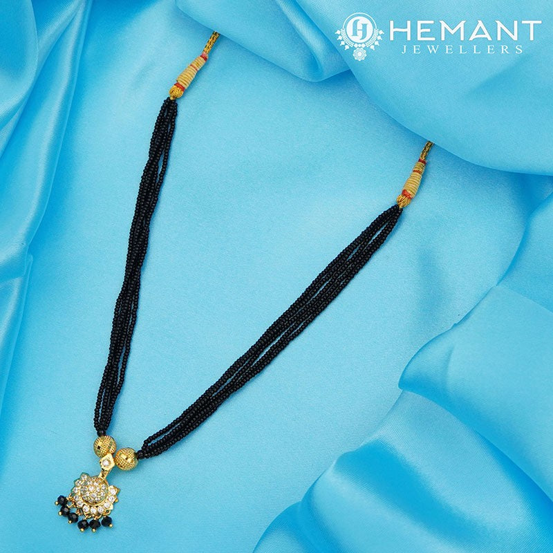 Traditional Maharashtrian Kolhapuri Mangalsutra Plain Stone Wati