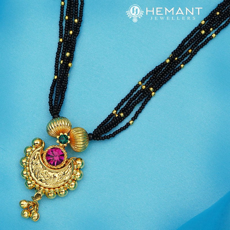 Traditional Maharashtrian Kolhapuri Mangalsutra Random Chand Medium