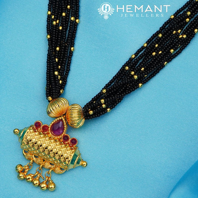 Traditional Maharashtrian Kolhapuri Mangalsutra Random Taviz