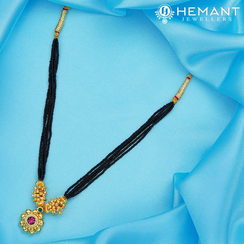 Traditional Maharashtrian Kolhapuri Mangalsutra Small Ghas Saj 28 No.