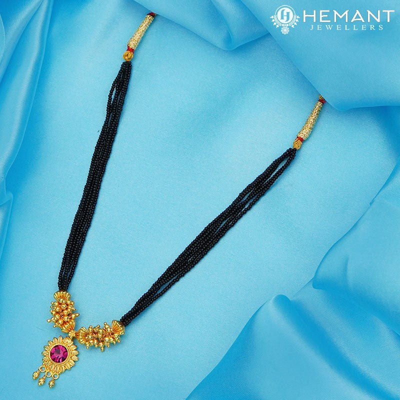 Traditional Maharashtrian Kolhapuri Mangalsutra Small Ghas Surya