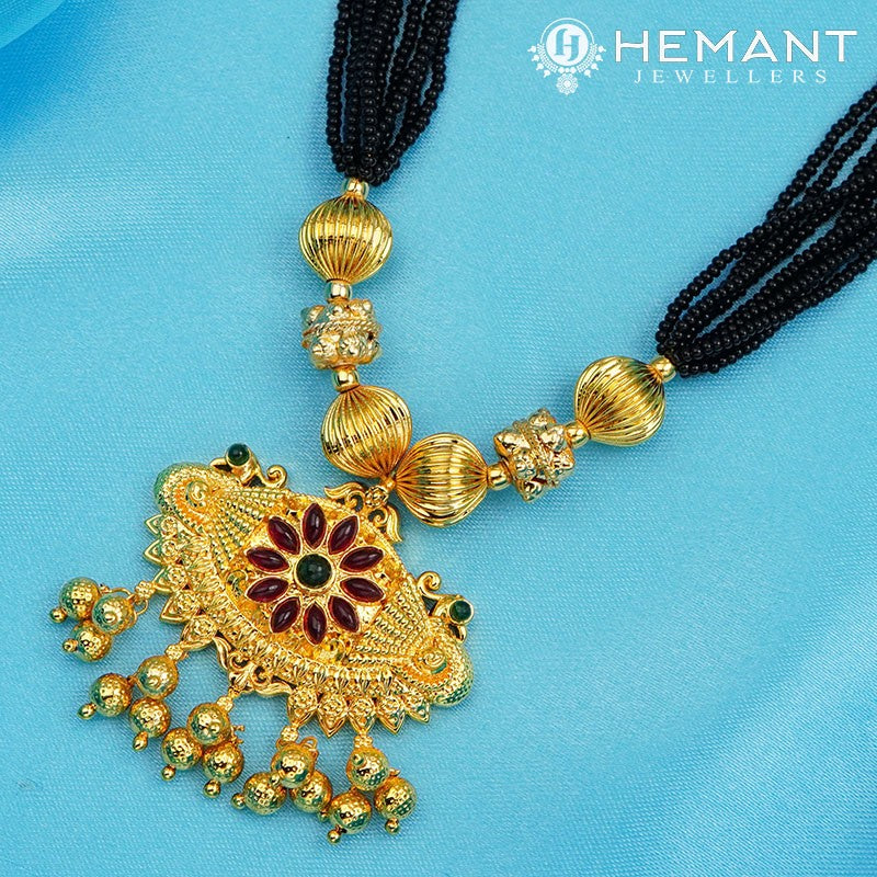 Traditional Maharashtrian Kolhapuri Mangalsutra Topra Mani Damaru Mor