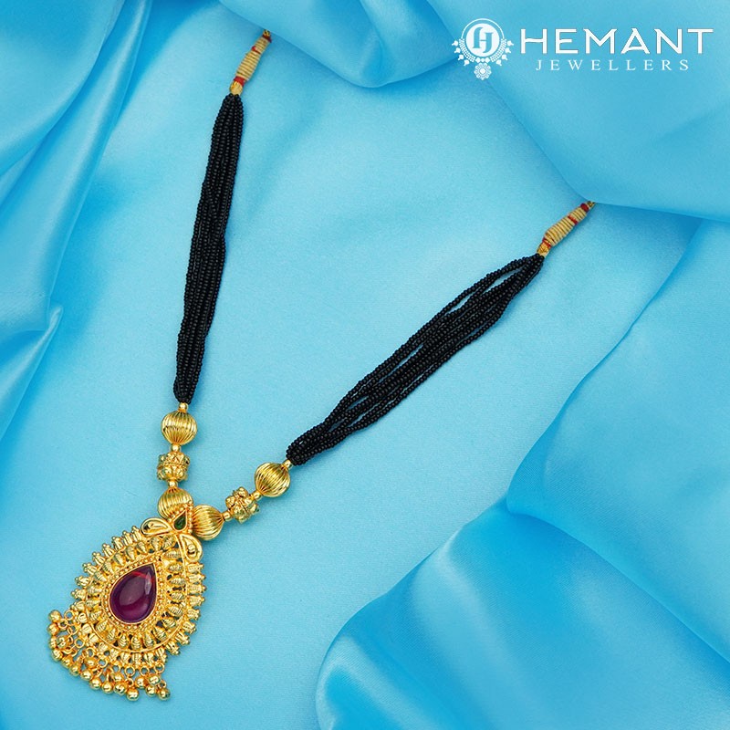 Traditional Maharashtrian Kolhapuri Mangalsutra Topra Mani Paan Pendal