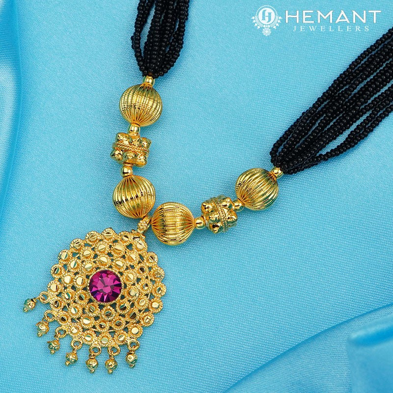 Traditional Maharashtrian Kolhapuri Mangalsutra Topra Mani Saj Veni