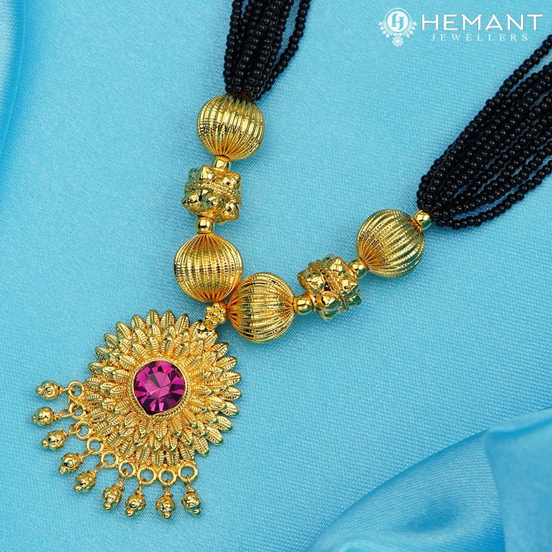 Traditional Maharashtrian Kolhapuri Mangalsutra Topra Mani Surya