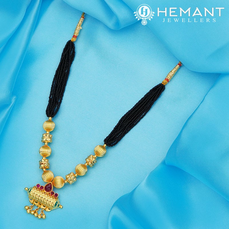 Traditional Maharashtrian Kolhapuri Mangalsutra Topra Mani Taviz