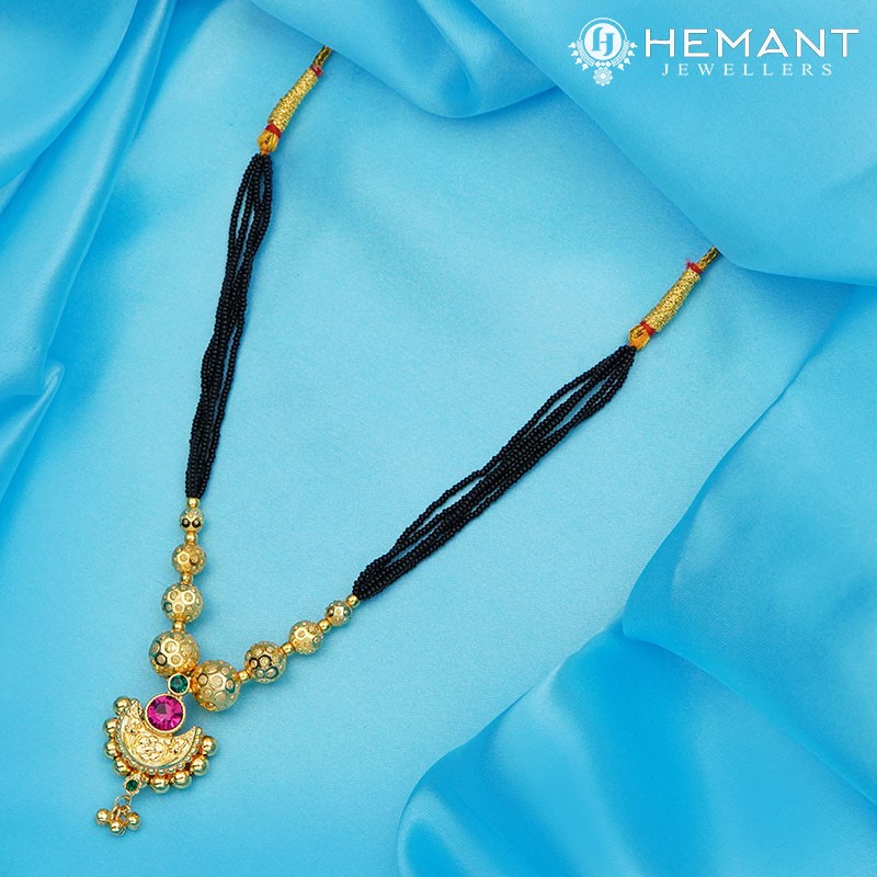 Traditional Maharashtrian Kolhapuri Mangalsutra Utar Dot Chand Medium